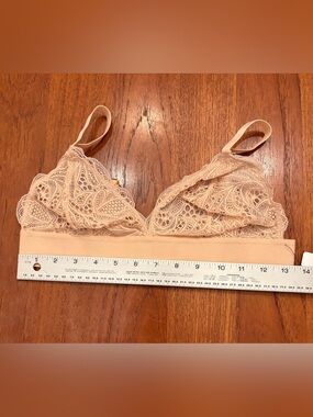 Lively Lace Bralette in Toasted Almind Intimates Bra New Size L